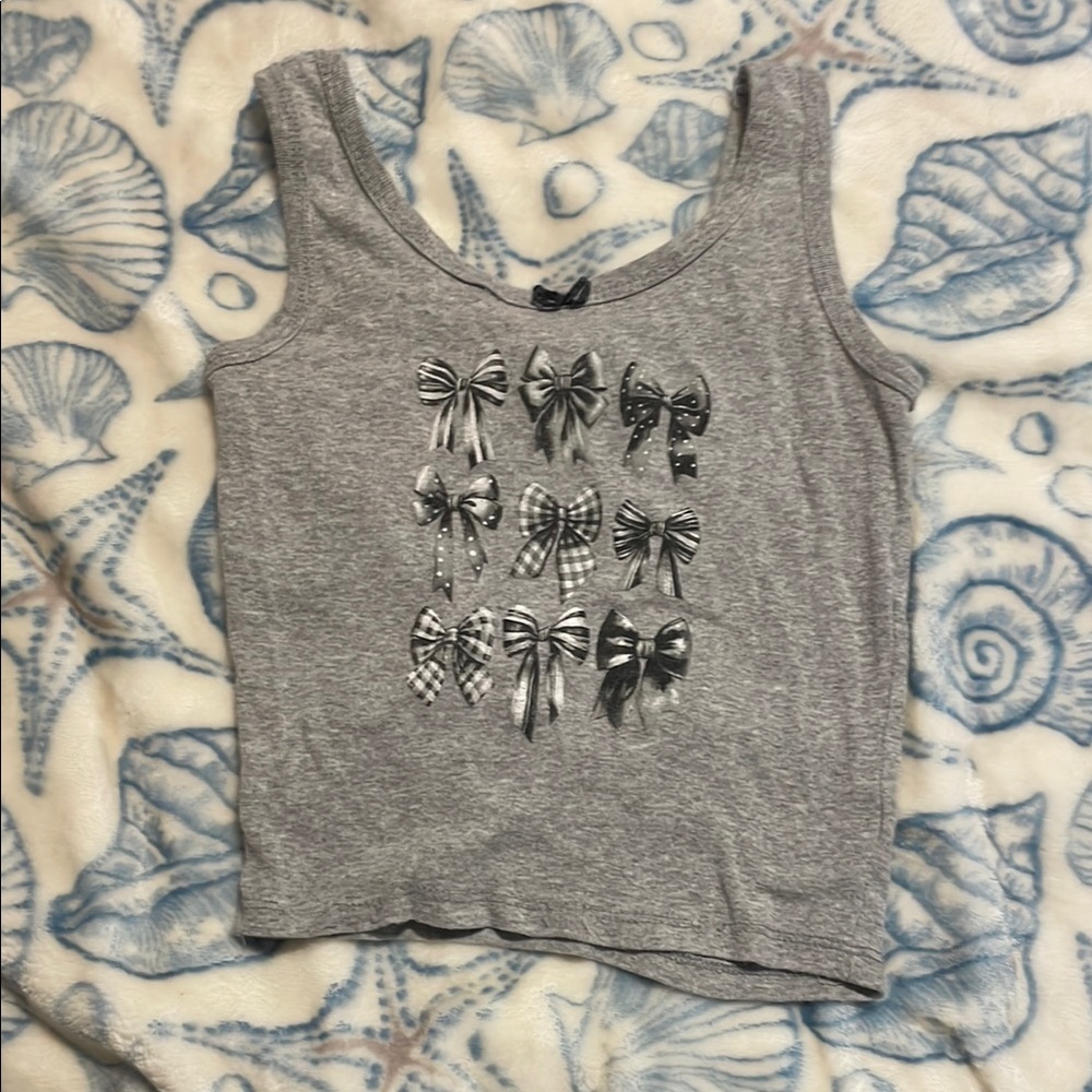 Gray Bow-Patterned Crop Top
